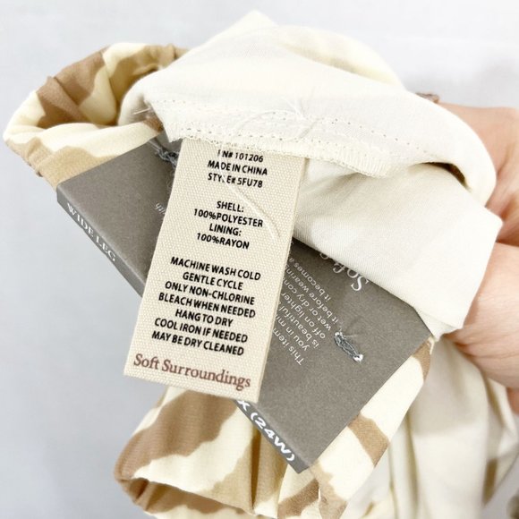 NEW Soft Surroundings Safi Pants in Neutral Zebra Wide Leg Palazzo Pull On - 3X - Picture 7 of 10